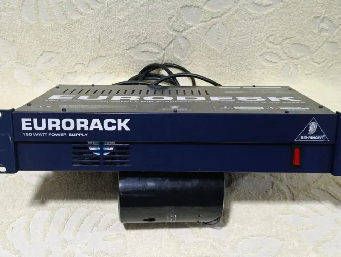 Fonte Behringer Eurorack Original MX 2442A MX3282A 