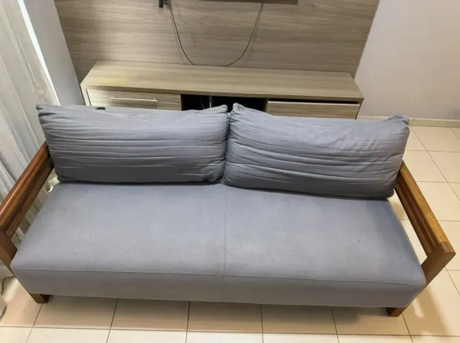 Vendo sofá 2 lugares
