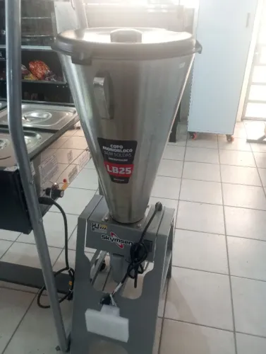 NZ. Liquidificador 25 L com basculante SKYMSEN