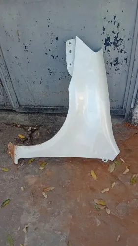 Paralama etios sem seta