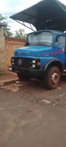 Mercedes 2220