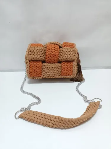 Bolsa de ombro de crochê