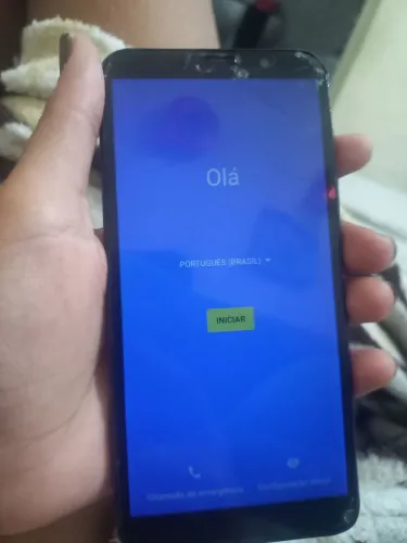Motorola E6 play