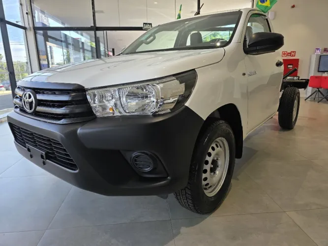 Toyota Hilux Chassi 4X4 2.8 TDI Diesel Mec. 2026