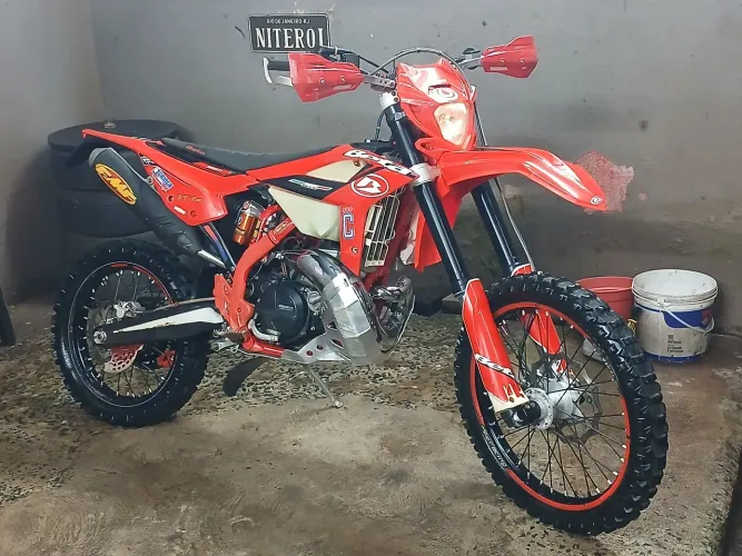 Moto trilha 2 tempos