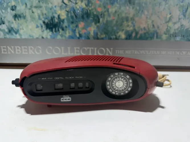 Rádio relógio antigo collaro Cce