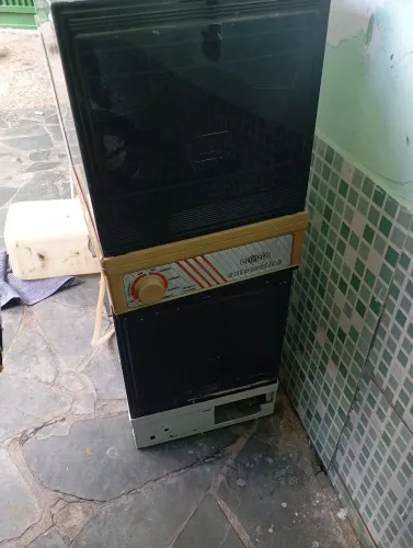máquina de lavar louça com defeito 