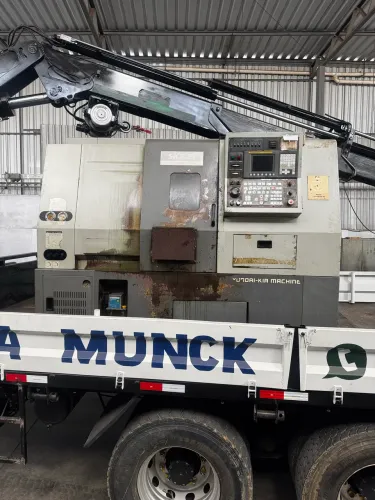 Torno CNC SKT21