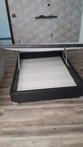 Cama box casal com baú semi nova $ 700,00