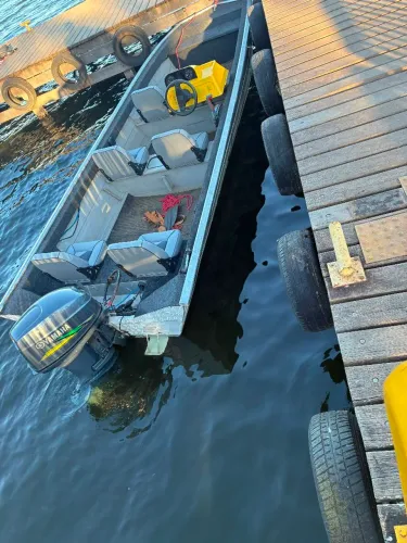 Vendo co junto, Barco motor 40hp yamara 2021, carretinha. 