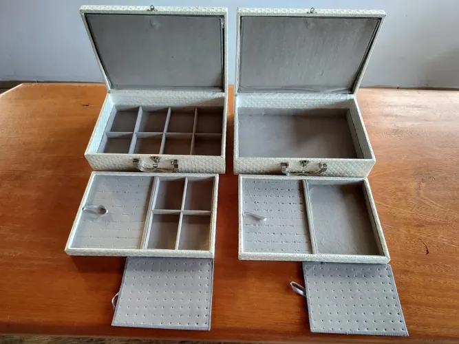 2 Maletas de joias