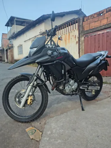 Vendo XRE 300 2016