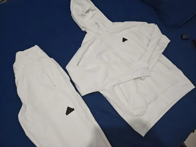 Conjunto Adidas Z.N.E Premium Branco - Tamanho P adulto