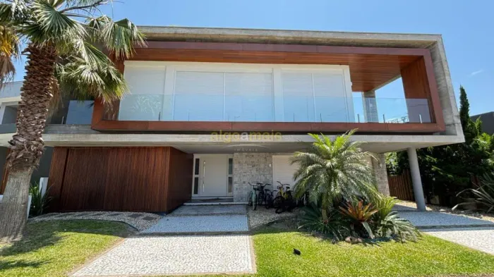Casa em Condomínio à venda em Xangri-Lá - Condomínio Sea Coast - Mobiliada - Piscina e Qua