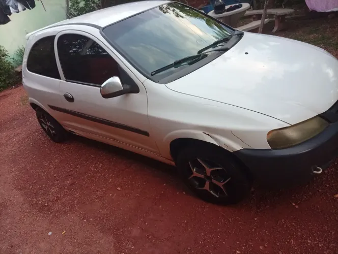 Chevrolet Celta 1.0/super/n.piq.1.0 MPFI VHC 8V 3P 2002