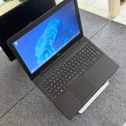 Notebook Dell i5 (8ª gen) | 8gb | SSD 256gb | Tela 15.6