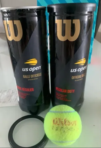 Bola de Tênis Wilson US Open Regular Duty - Tubo com 3 Bolas