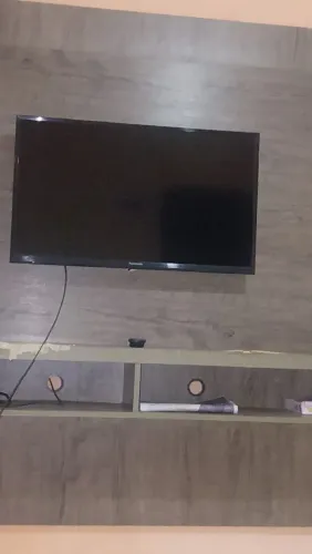Vendo uma televisão