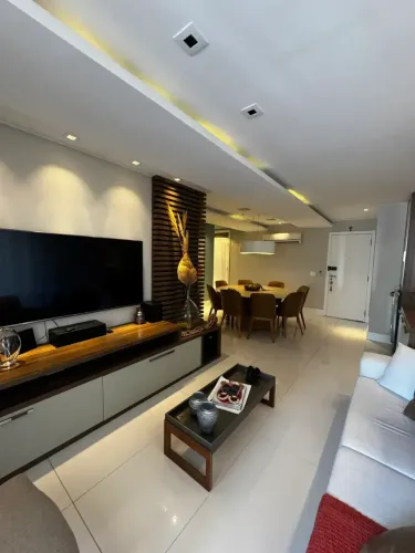 Celso Imóveis Prime vende excelente apartamento no Condomínio Gran Palazzo