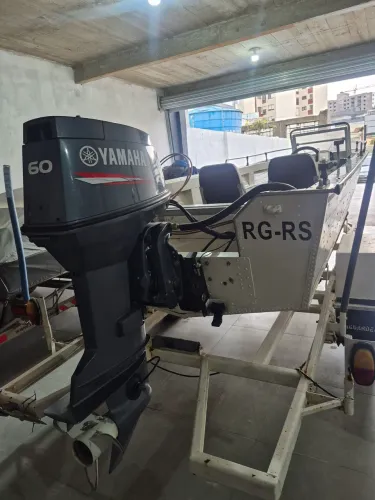 Barco de Alumínio Leve Forte modelo Marajo 19 pés