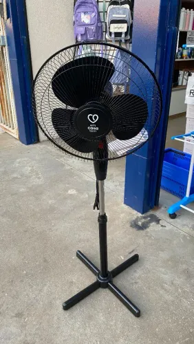 Ventilador de coluna com 3 pás 1,22m preto 50W