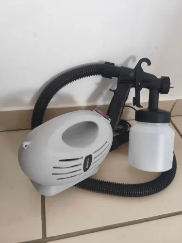 Pistola pulverizadora com compressor<br>- Ideal para pinturas, reparos e d