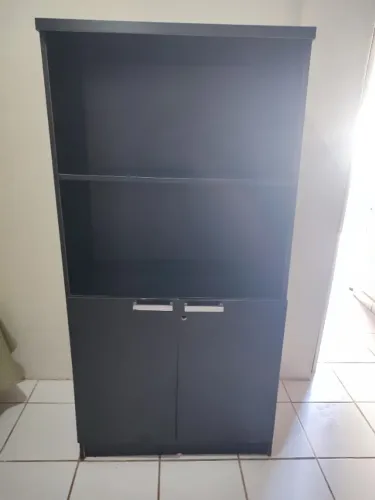 Armário / Estante