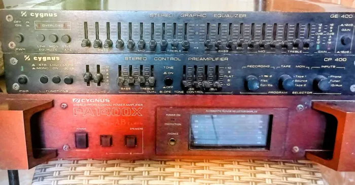 Vendo esses equipamentos de som