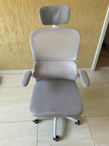 Cadeira ergonômica + Mesa Industrial 1,50