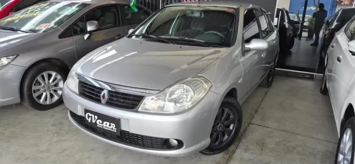 Renault Symbol Privilège Hi-flex 1.6 16V 4P 2011