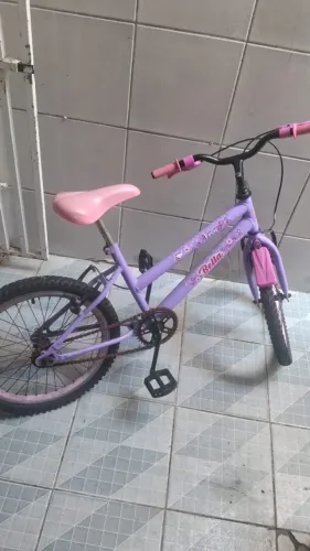 Bicicleta infantil a venda, na cor rosa! Escutamos sua proposta!