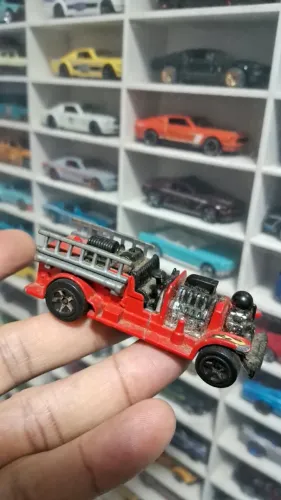 Hot Wheels Old Number 5.5 Caminhão de Bombeiro 1:64 - Vintage