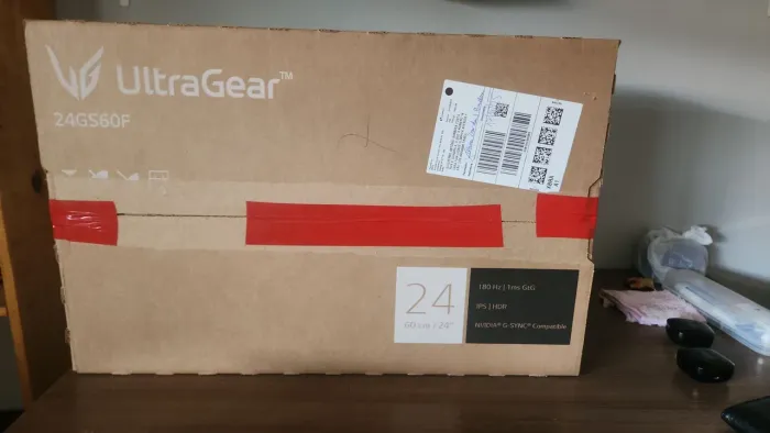 Monitor Lg Ultragear 24 polegadas (LACRADO)