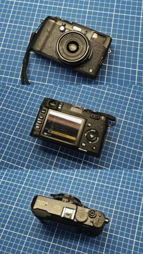 Fujifilm x100s preta