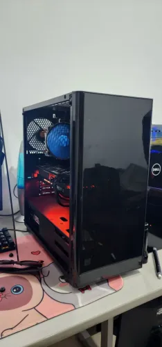 Vendo PC gamer Ryzen 7 3700X 24GB DDR4 RTX 2070 8GB