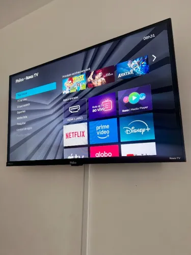 Smart TV 32? Philco LED Roku TV