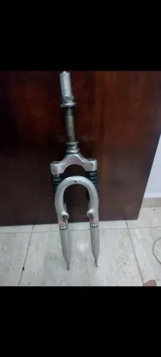 Suspensão over aro 26 de rosca marca zoom