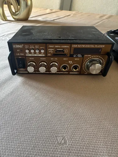 Mini Amplificador Lelong LE-704