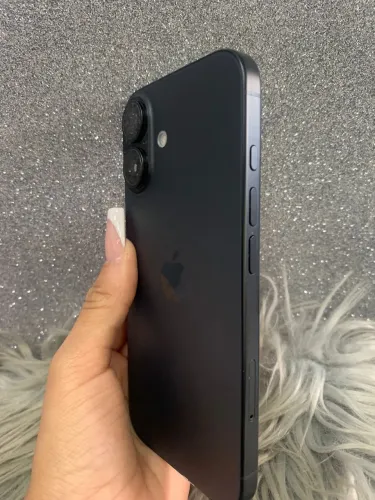 ?*IPHONE 16 128GB* ?PRETO  ?88% ?R$3.799,00