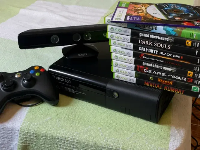 Xbox 360 + 11 Jogos Originais Bloqueado Conservado c/Controle + Kinect