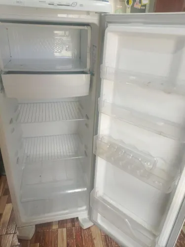 Geladeira Electrolux 240 Litros