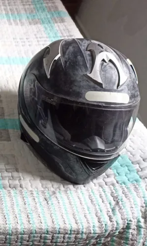 Capacete motociclista tamanho L