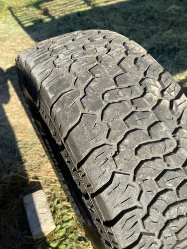 4 pneus 265/75 R16 pouco usado