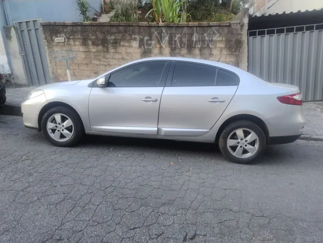 Renault Fluence Sed. Dynamique 2.0 16V Flex Aut. 2014