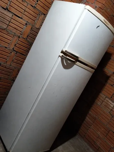 Geladeira GELA MUITO
