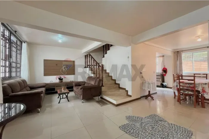 Apartamento Duplex Mobiliado para Locação  Residencial Continental | Centro  Santa Maria/R