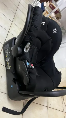 Bebê Conforto + Base Safety 1st One-Safe original