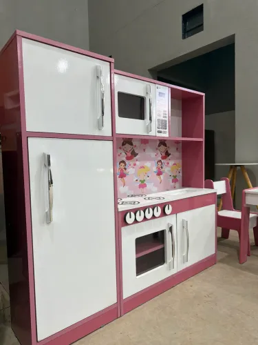 Conjunto Cozinha Infantil Completo Com Kit Mesa e 2 Cadeiras Princesa Rosa com Branco 