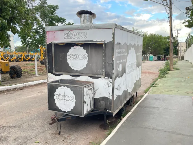 Aluga-se Food Trailer