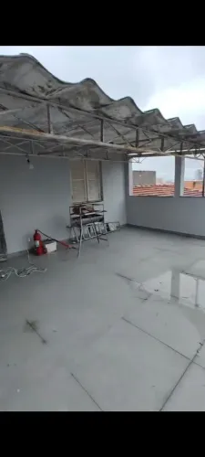 Telhas e treliça